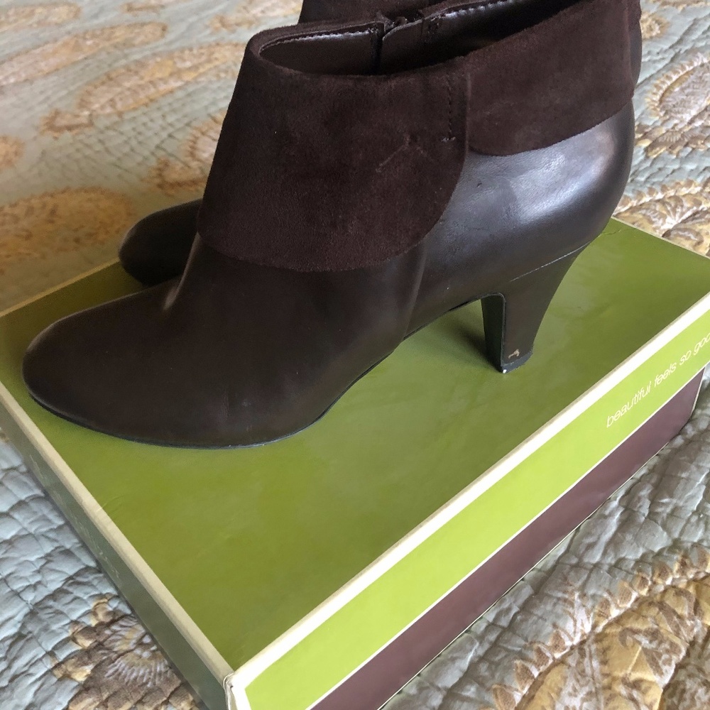 Brown leather ankle boots